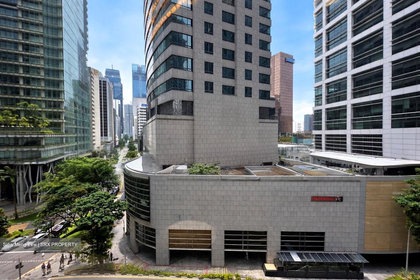 PLUS (D1), Office #570056831